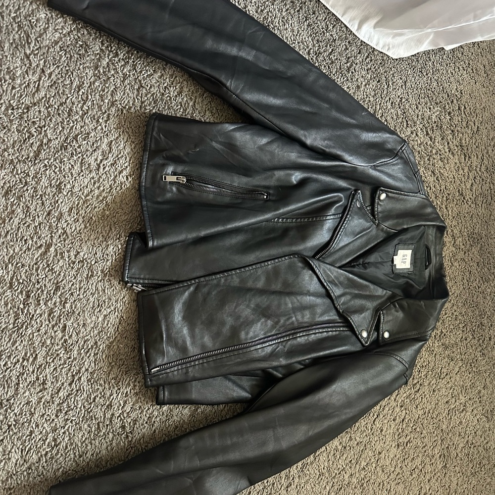 GAP Black Outerwear
